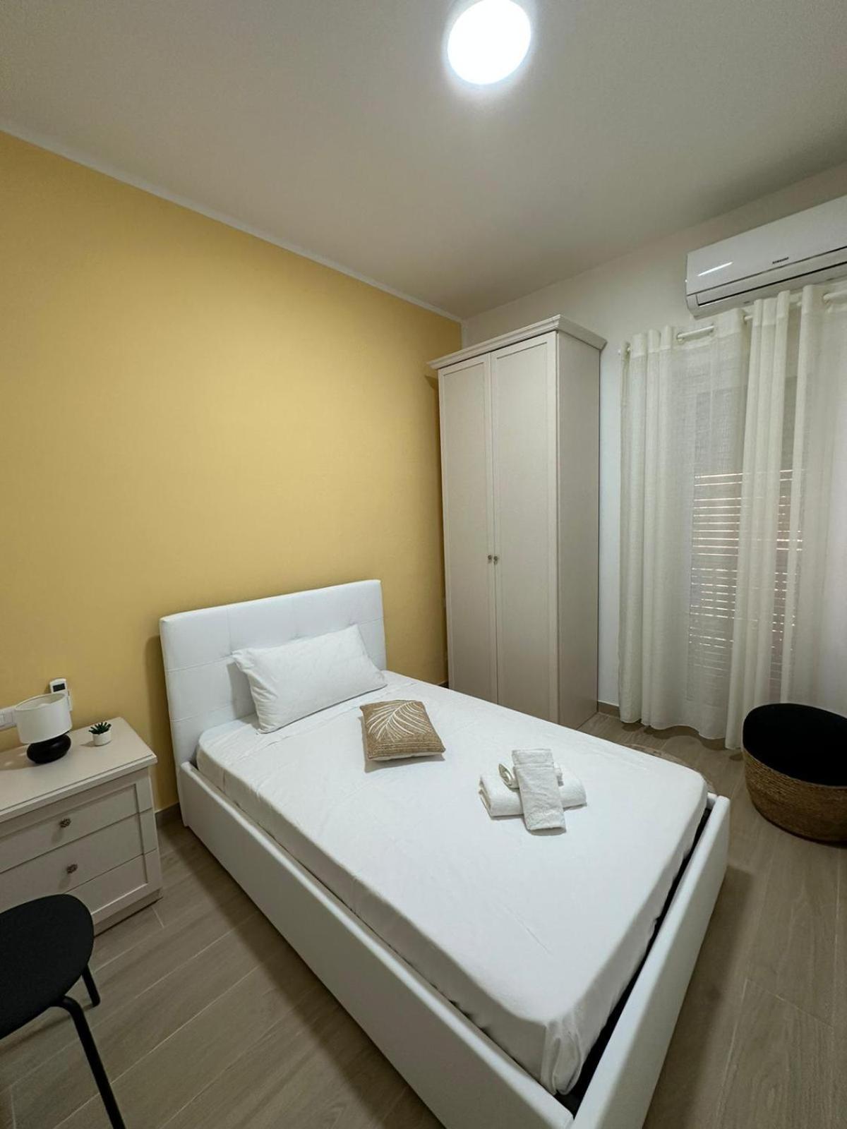 The Roman Guesthouse ภายนอก รูปภาพ